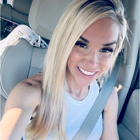 Meet your Posher, Nicki - Picture 1 of 1